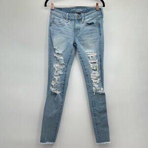 American Eagle 360 Degree Stretch Light Wash Distressed Skinny Jeans Size 4